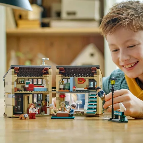 LEGO Harry Potter Privet Drive: Marge néni látogatása 76451
