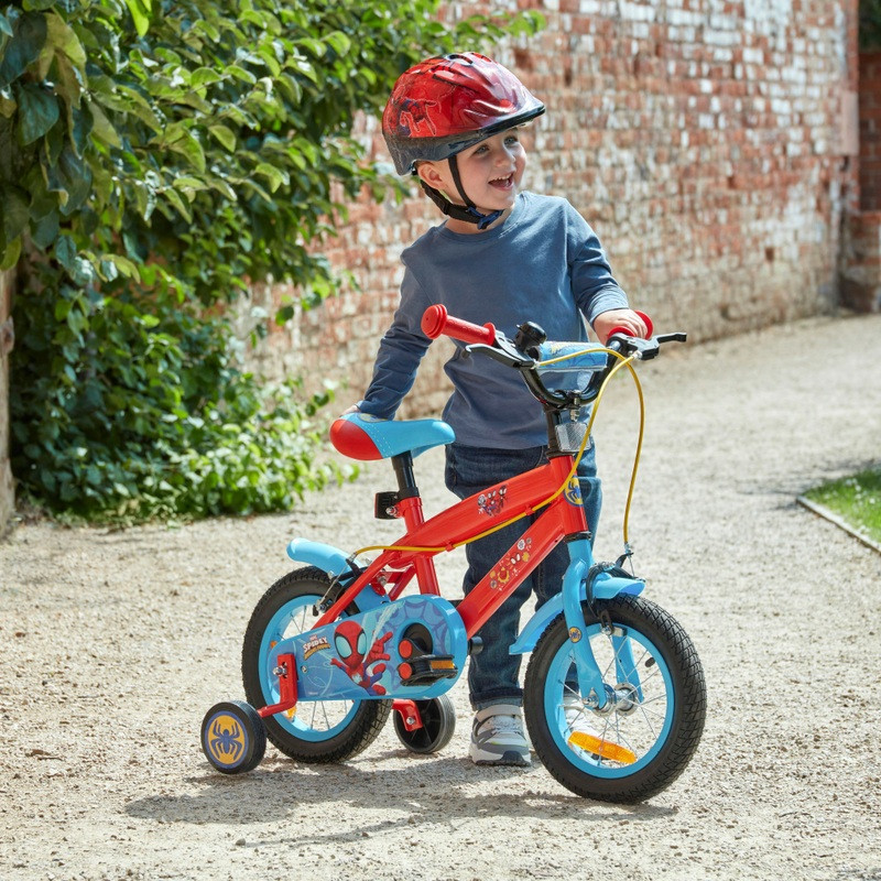 Smyths Toys 12 colos Marvel Spidey gyerekkerékpár kiegészítő kerekekkel, piros/kék, alternatív kép 2