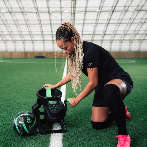 Strikesphere Soccer Launcher – automata focilabda adogatógép - edzőrobot
