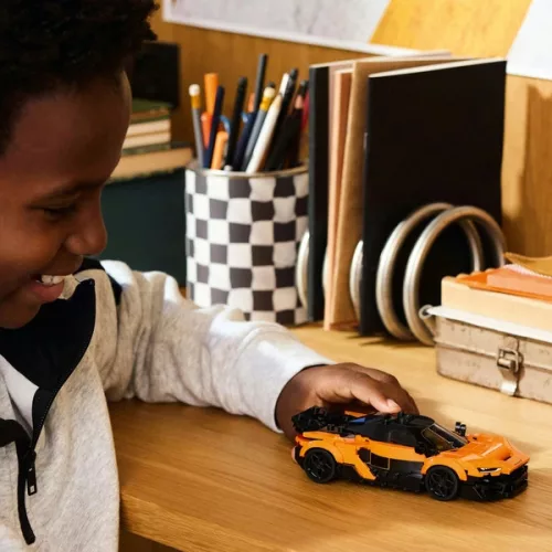 LEGO Speed ​​Champions McLaren W1 77257