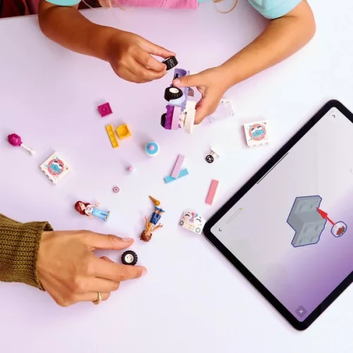 LEGO Friends Unikornis Tortaszállító teherautó 42675