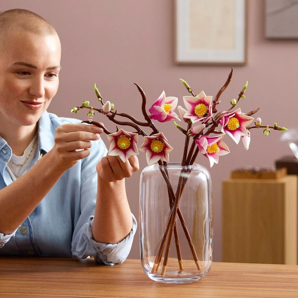 LEGO Botanicals Magnóliaágak 11510 – alternatív kép 3