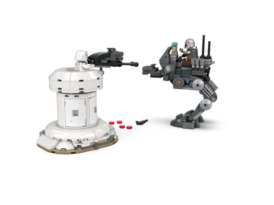 LEGO Star Wars Az AT-RT támadása 75444 – alternatív kép 2