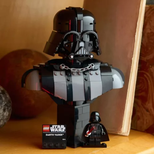 LEGO Star Wars Darth Vader mellszobra 75439