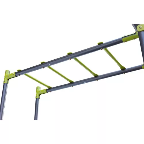 Kombinált játszótorony hintákkal