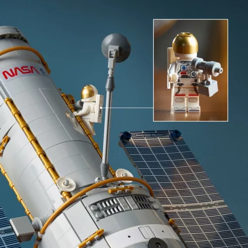 LEGO Icons 11382 Hubble-űrtávcső