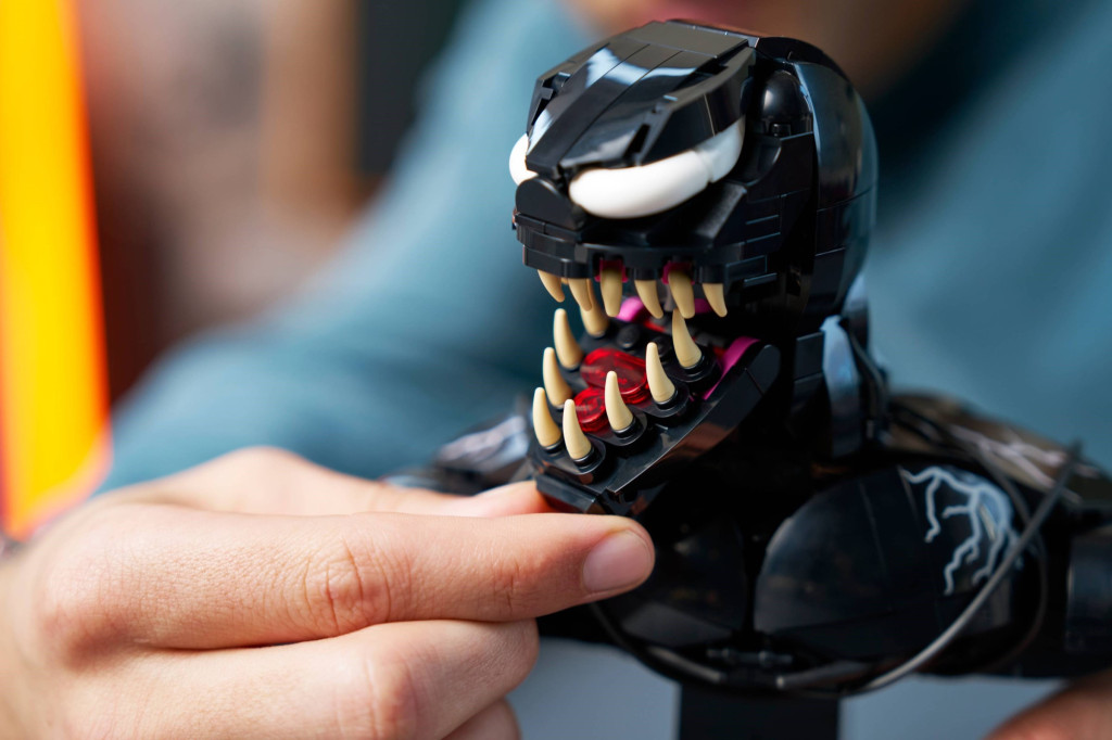 LEGO Marvel Super Heroes 76356 Venom Bust – alternatív kép 6