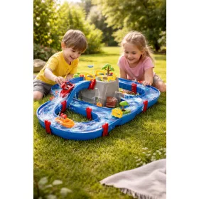 AquaPlay hegyi tó vízi pálya vízi játékokkal